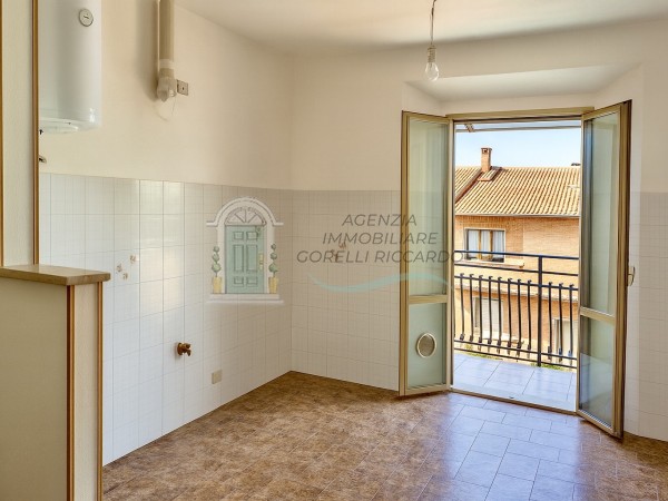 v196 appartamento asciano c4072