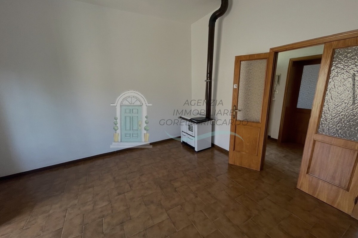 v203 appartamento duplex monteroni darbia 16346