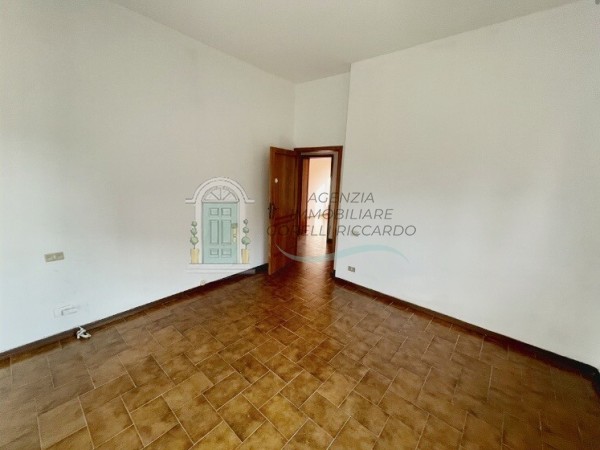 v203 appartamento duplex monteroni darbia b5276