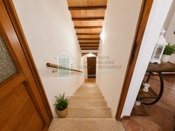v213 appartamento colle di val delsa 85989