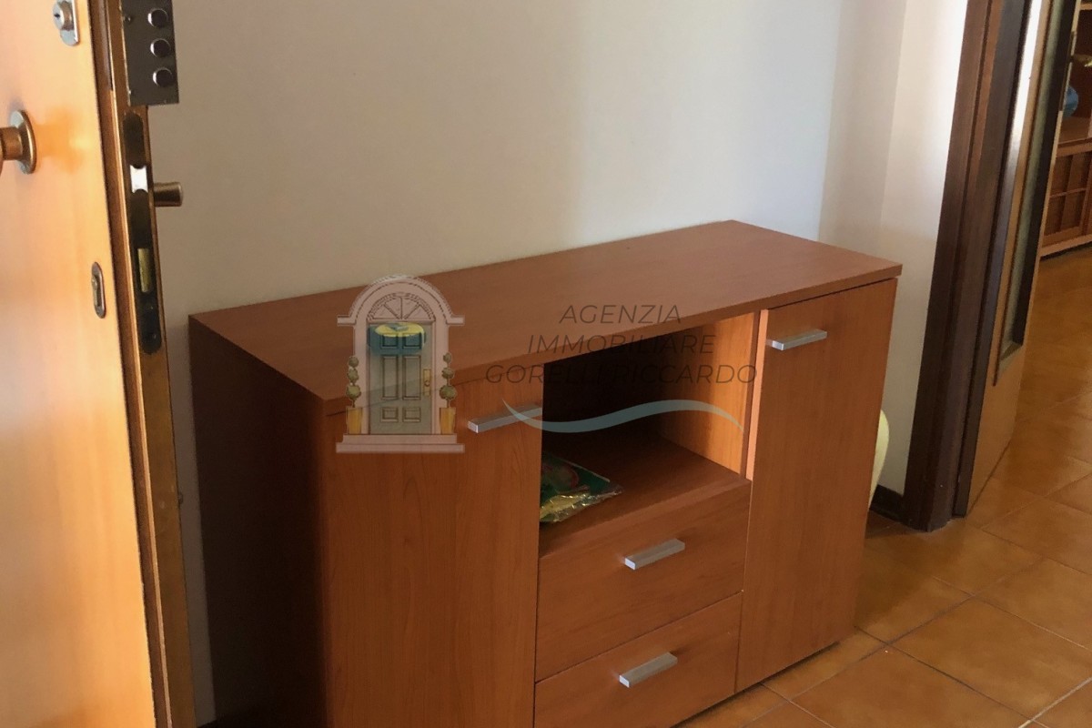 a32 appartamento semicentro 10a42