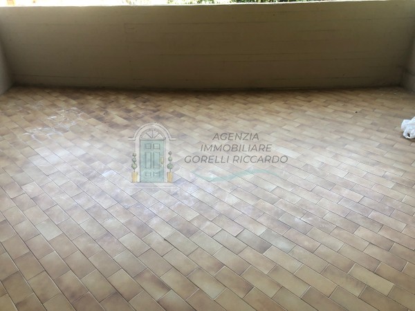 a32 appartamento semicentro ada06