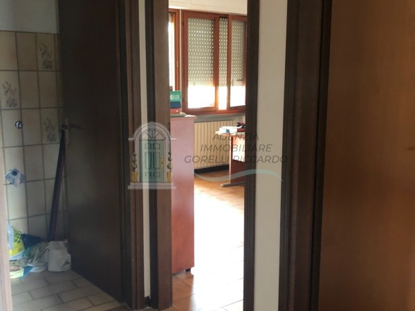 a32 appartamento semicentro d0690