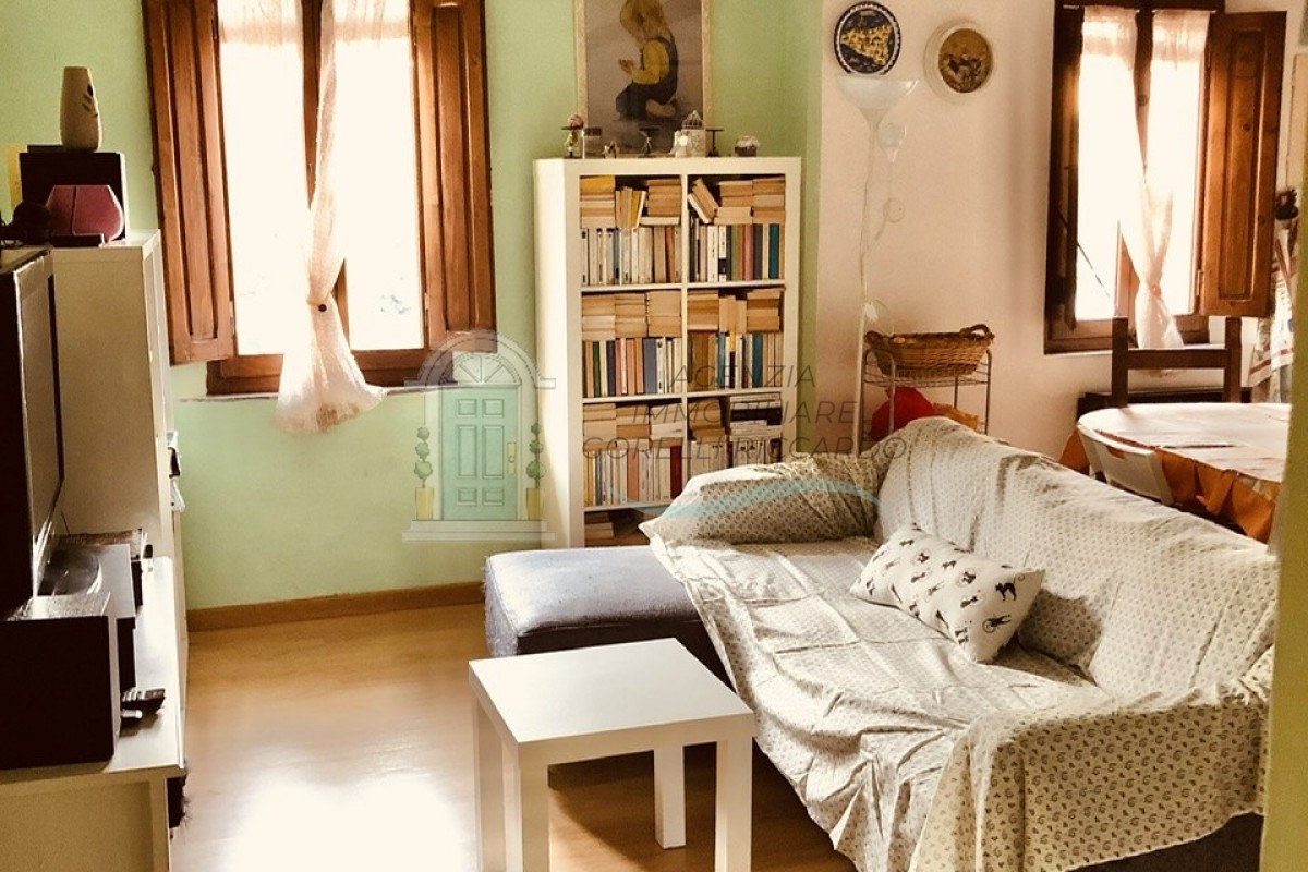 v70 appartamento semicentro e8969