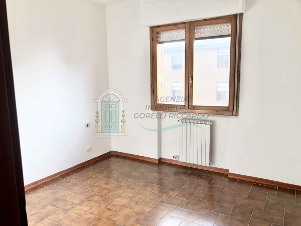 v105 appartamento staggia senese e072d