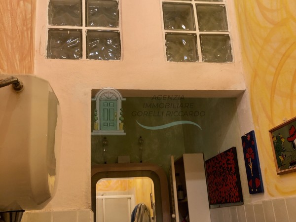 v136 appartamento castellina scalo 3475f