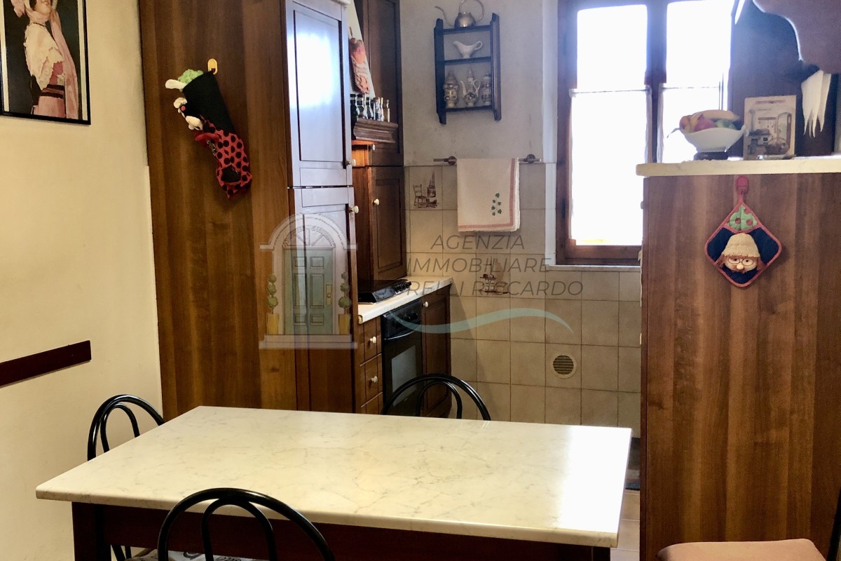 v137 appartamento centro abbf5