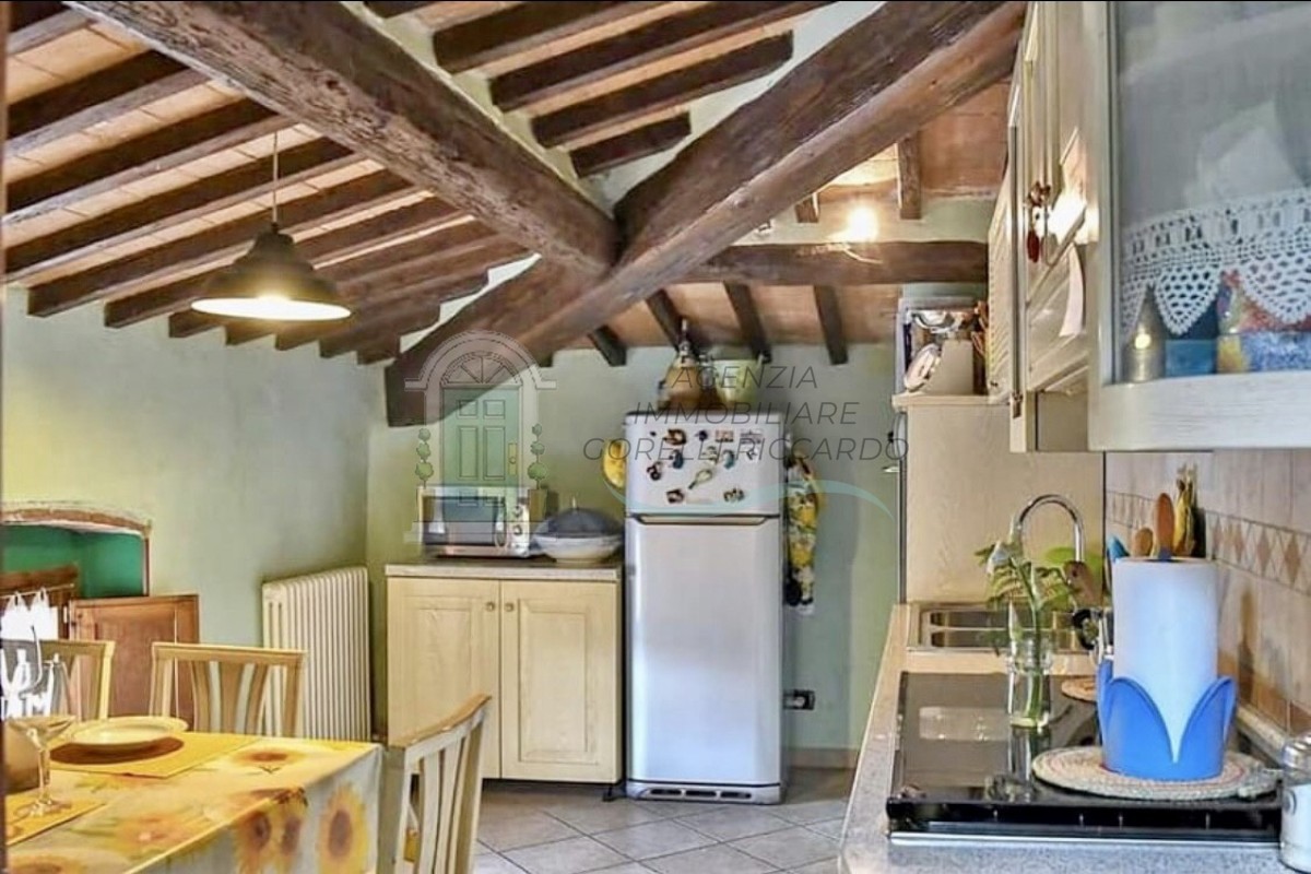 v139 attico mansardato castellina scalo 255f5