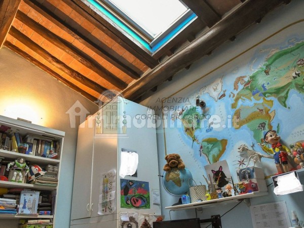 v139 attico mansardato castellina scalo 42265