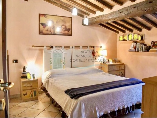 v139 attico mansardato castellina scalo 9a0e8