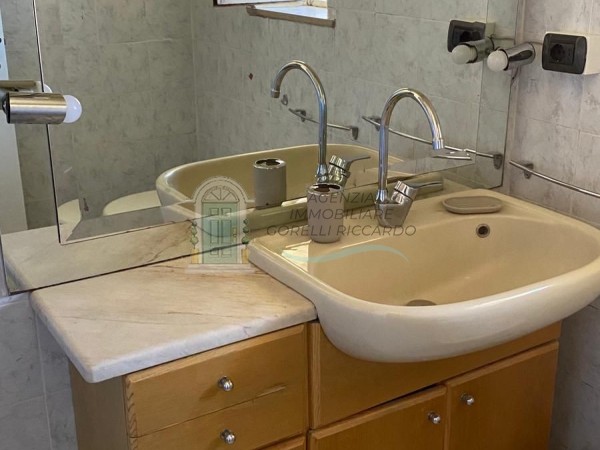 v145 appartamento uncinello a5878