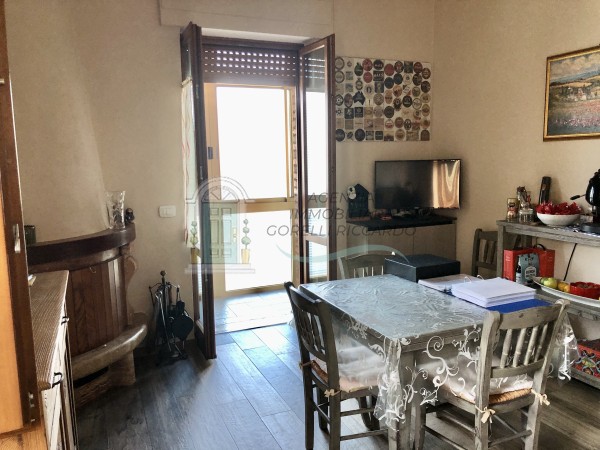 v147 appartamento rietine 72774