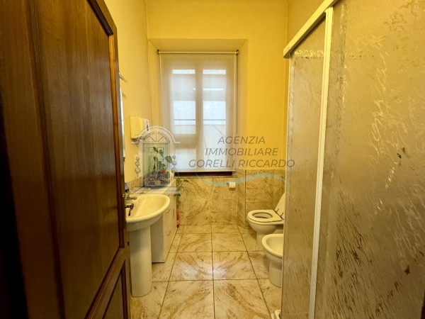 vc03 locale commerciale siena 9c17e