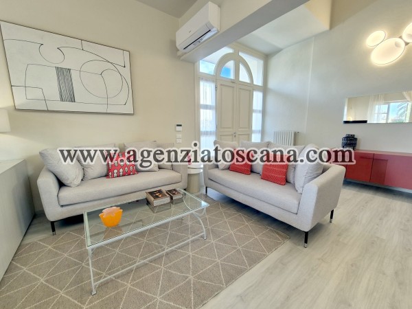 Villa Di Nuova Ristrutturazione In Esclusiva