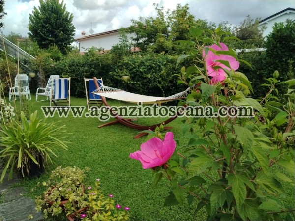 Appartamento Piano Terra Con Giardino