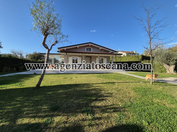 Villa Singola Con Ampio Giardino