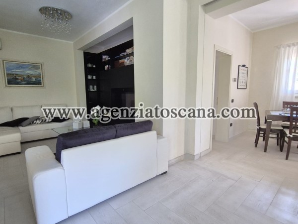 Villa Singola Con Giardino