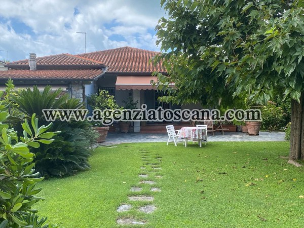 Villetta Con Giardino