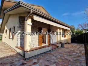 Villa Singola Con Giardino E Spazi Esterni Ben Attrezzati