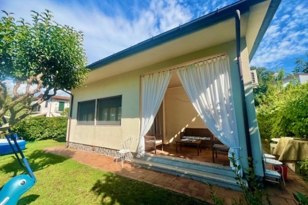 Villetta In Vendita A Forte De