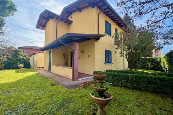 Villetta In Vendita A Forte De