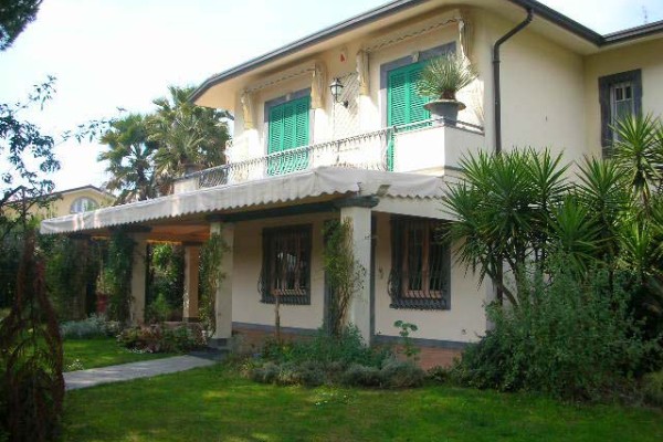 Bifamiliare In Affitto A Forte