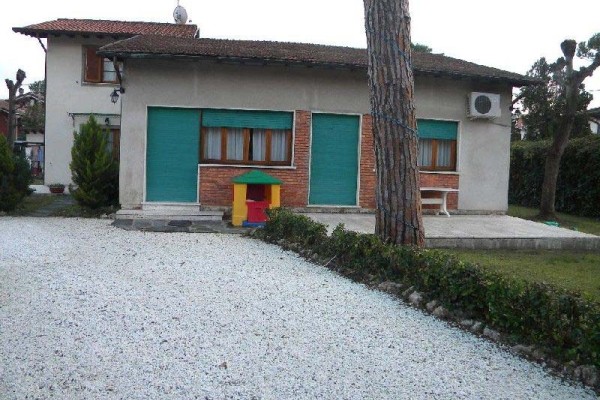 Bifamiliare In Affitto A Forte