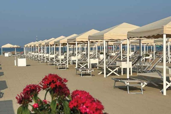 Stabilimento Balneare In Vendi