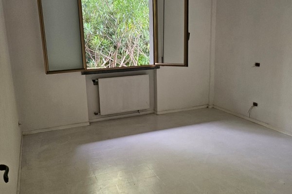 Appartamento In Vendita A Mass