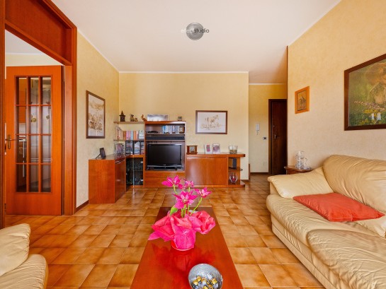Rif. A554 appartamento triloca
