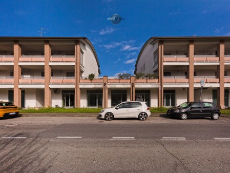 Negozio in vendita a prato di 