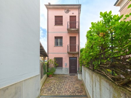 Casa indipendente in centro co