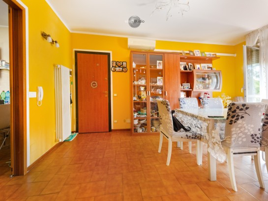 Quadrilocale con due bagni e b