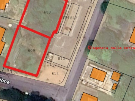 Terreno edificabile a prato di