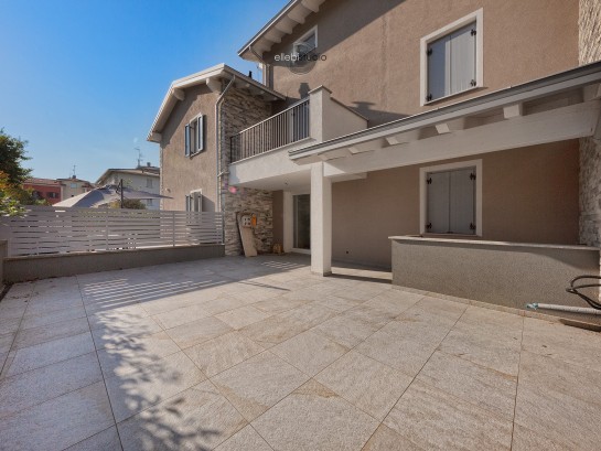 Villa a schiera di nuova costr