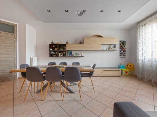 Trilocale seminuovo ristruttur