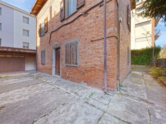 Bilocale ristrutturato con aff