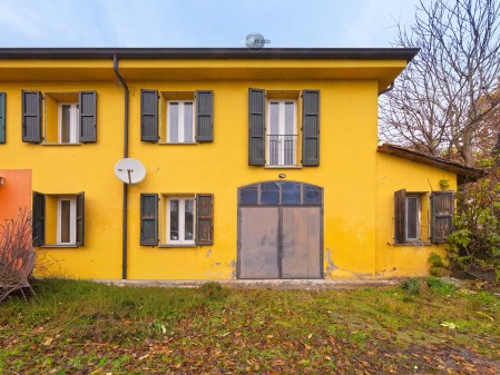 Casa indipendente con area cor