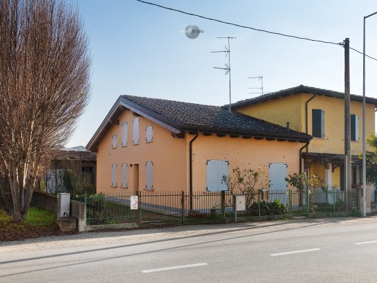 Villa indipendente semi nuova