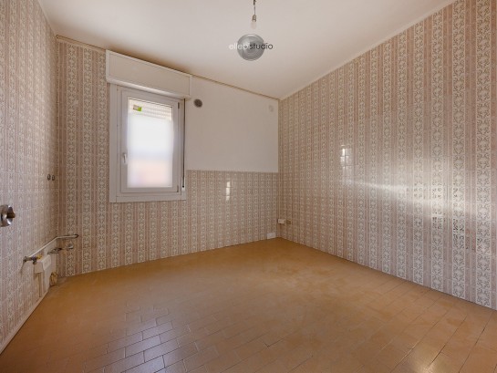 Trilocale a spezzano ! libero 