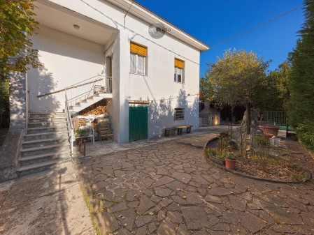 Casa singola con giardino priv