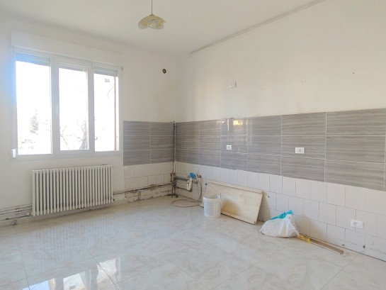 Av186 - trilocale a piano terr