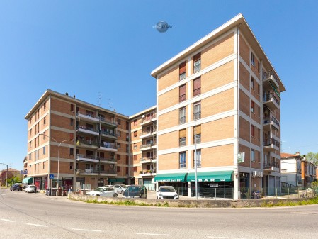 Trilocale con balcone in centr