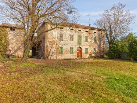 Casa indipendente con area cor