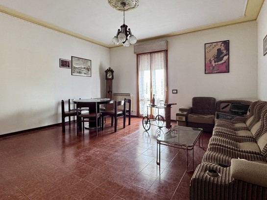 Quadrilocale a spezzano ! libe