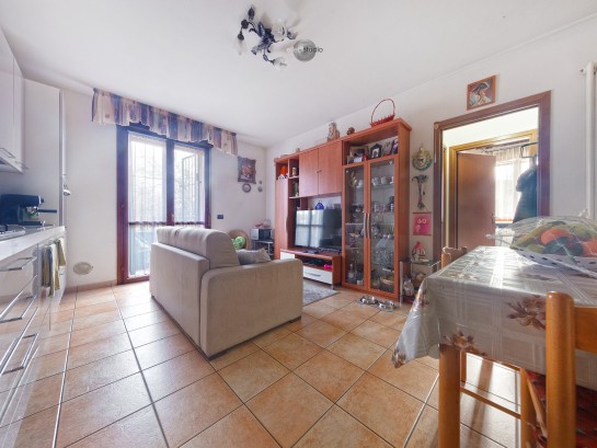 Bilocale al primo piano