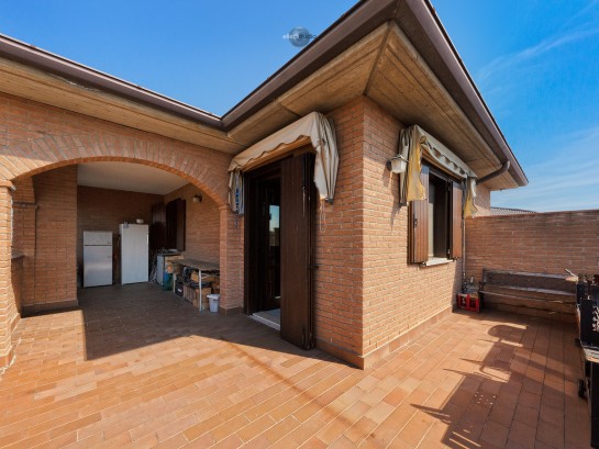 Attico in zona regioni