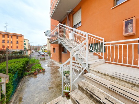 Trilocale indipendente al pian