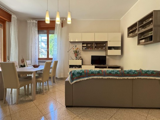 Bilocale ristrutturato in port