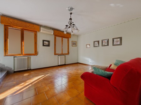 Villa a schiera di testa!